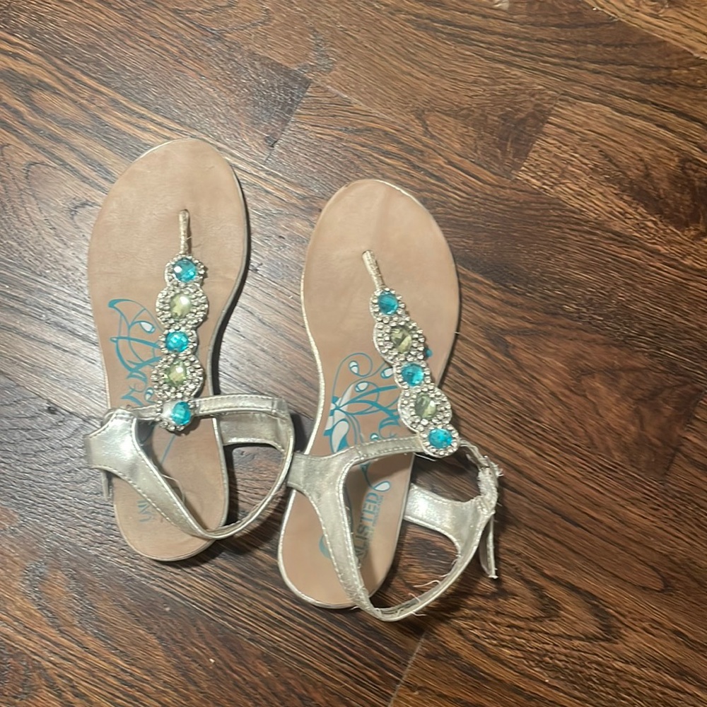 Slight worn